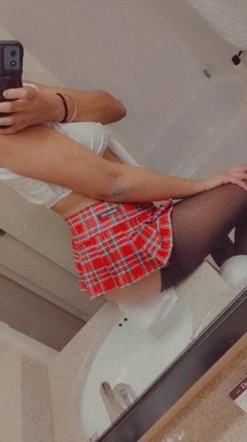 Haley, 23  female escort, Daytona