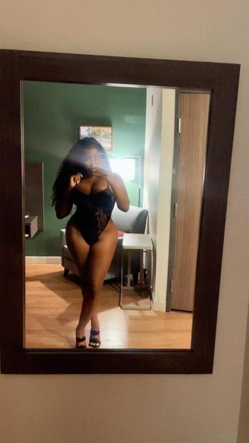 Neveah , 26  female escort, Daytona