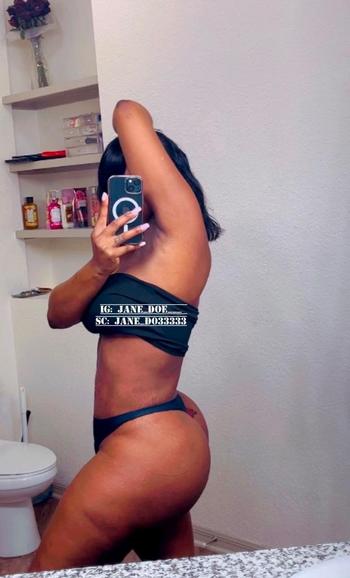 Jane Doe, 26  female escort, Daytona